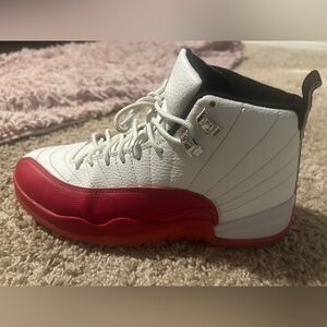 Red Cherry 12 worn twice and clean size 8 in women’s